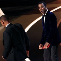 Will Smith Apologizes to Chris Rock For Embarrassing Him at The Oscars